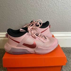 Nike Basketball shoes size 5y